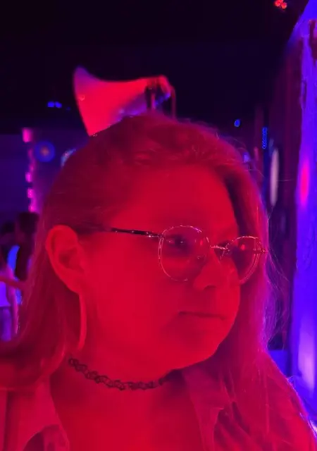 Луна из Балашихи, мне 18, познакомлюсь на одну ночь