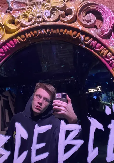 Дмитрий из Санкт-Петербурга, ищу на сайте знакомства на одну ночь