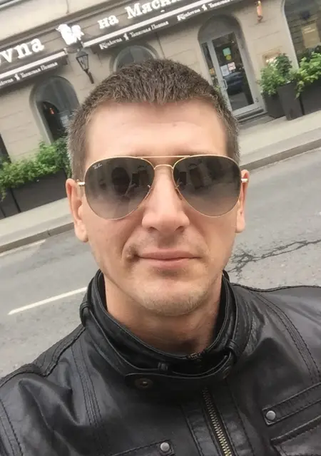 Niko из Москвы, мне 35, познакомлюсь для приятного времяпровождения