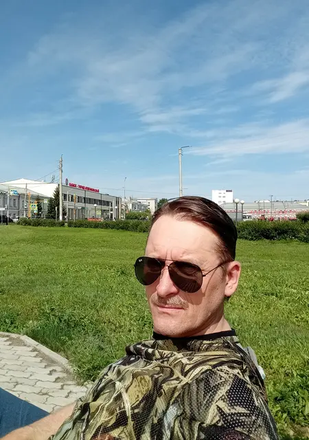 Юрий из Красноярска, мне 55, познакомлюсь для приятного времяпровождения