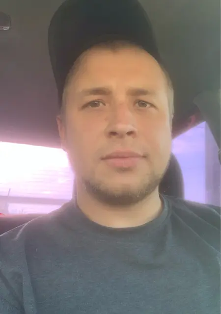 Никита из Новокузнецка, мне 28, познакомлюсь на одну ночь