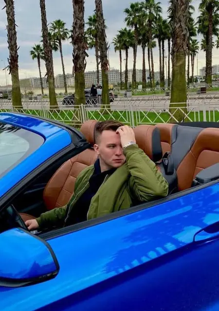 Я Александр, 31, из Санкт-Петербурга, ищу знакомство для открытые отношения