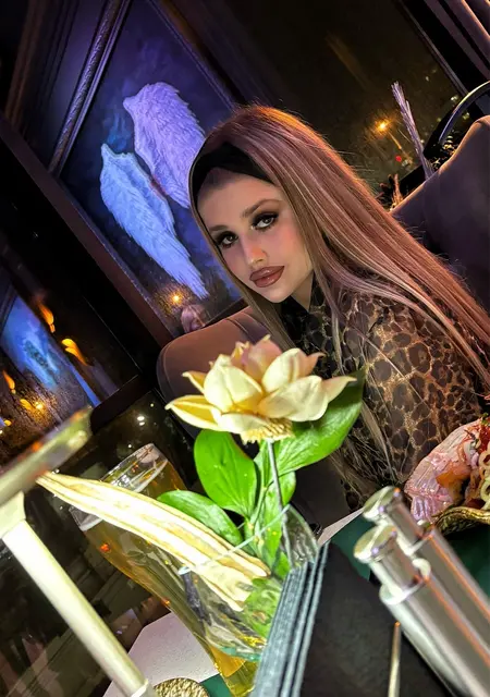 Юлианна из Домодедова, ищу на сайте открытые отношения