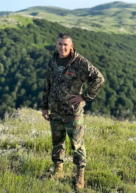 Я Albert, 42, знакомлюсь для совместных путешествий в Симферополе