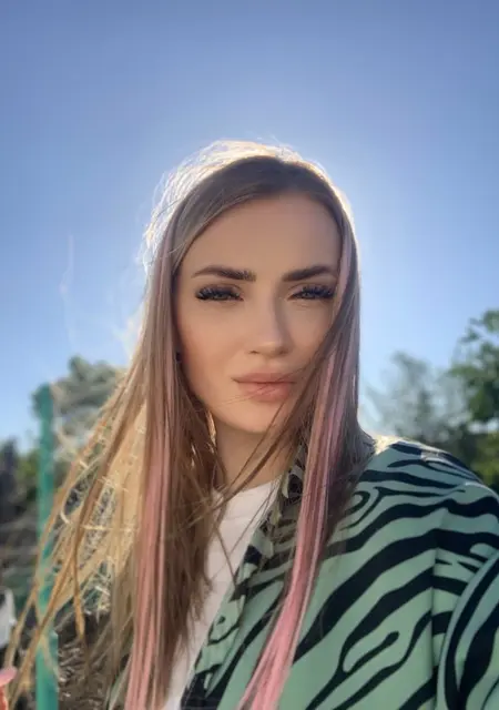 Алина из Волгограда, ищу на сайте дружбу