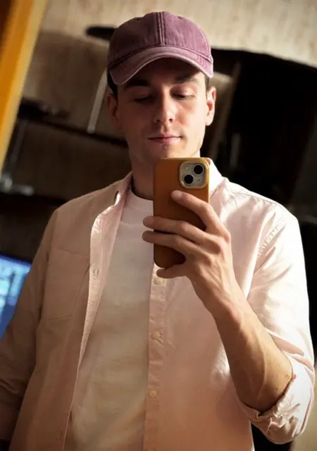 Сергей из Магадана, ищу на сайте знакомства на одну ночь