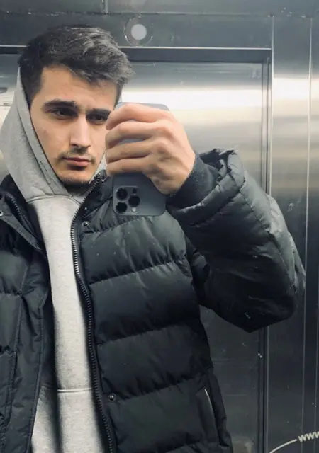 Джони из Раменского, ищу на сайте знакомства на одну ночь