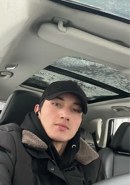 Shokhrukhbek из Томска, ищу на сайте знакомства без обязательств