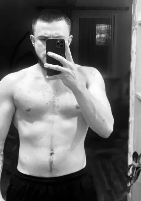 Я Иса, 22, знакомлюсь для общения в Армавире