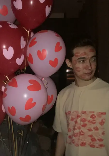 Я Артур, 26, из Москвы, ищу знакомство для постоянных отношений