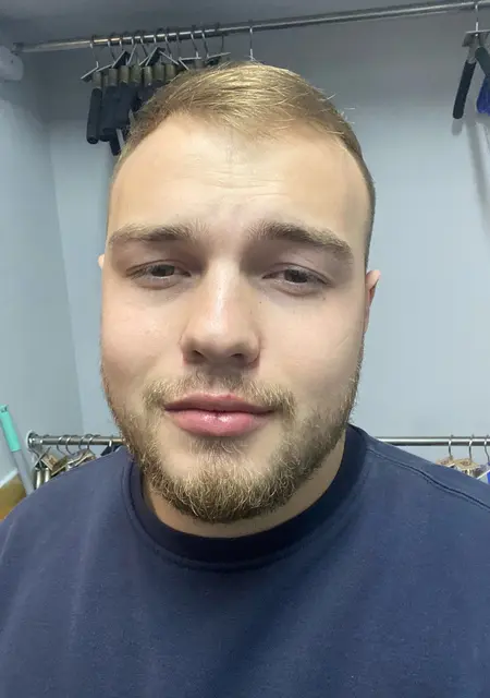 Я Дмитрий, 26, знакомлюсь без обязательств в Уссурийске