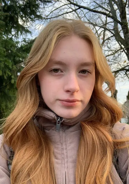 Софья из Калининграда, ищу на сайте общение