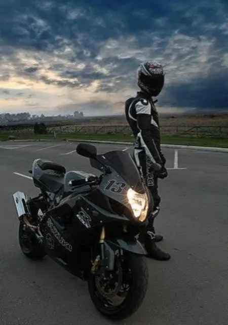 Незнакомец из Омска, ищу на сайте общение