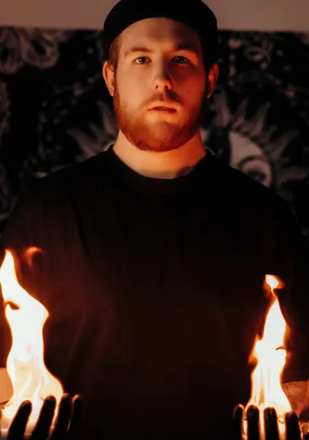 Я Влад, 27, знакомлюсь на одну ночь в Озерске