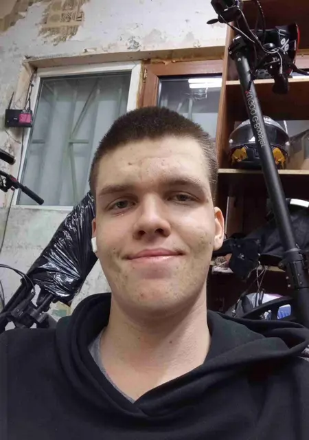 Макс из Сочи, ищу на сайте знакомства на одну ночь