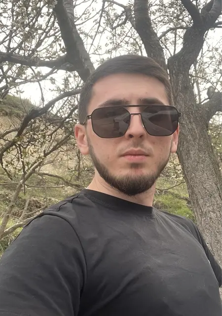 Магомед из Махачкалы, мне 23, познакомлюсь для открытые отношения