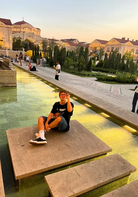 Александр из Севастополя, мне 19, познакомлюсь без обязательств