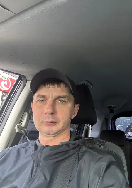 Олег из Краснодара, ищу на сайте знакомства без обязательств