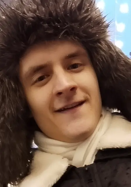 Я Артемка, 21, из Краснодара, ищу знакомства без обязательств