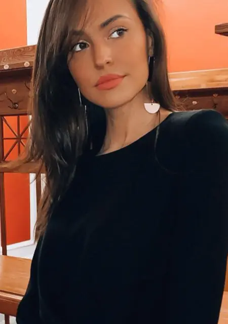 Я Violla, 36, знакомлюсь для постоянных отношений в Казани