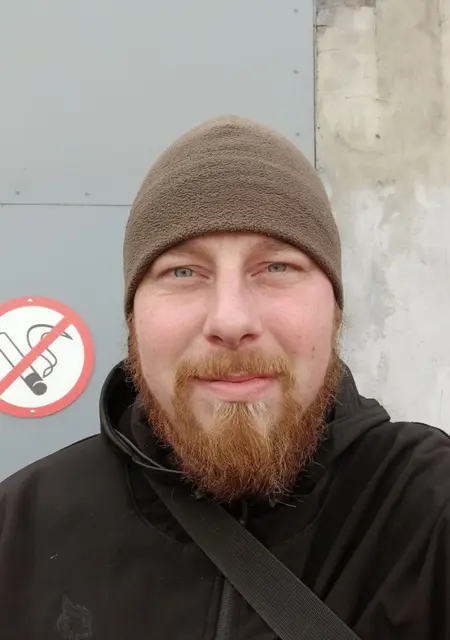 Кирилл из Москвы, ищу на сайте знакомства без обязательств