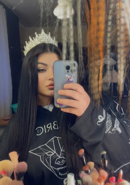 Полина из Абакана, ищу на сайте знакомства на одну ночь