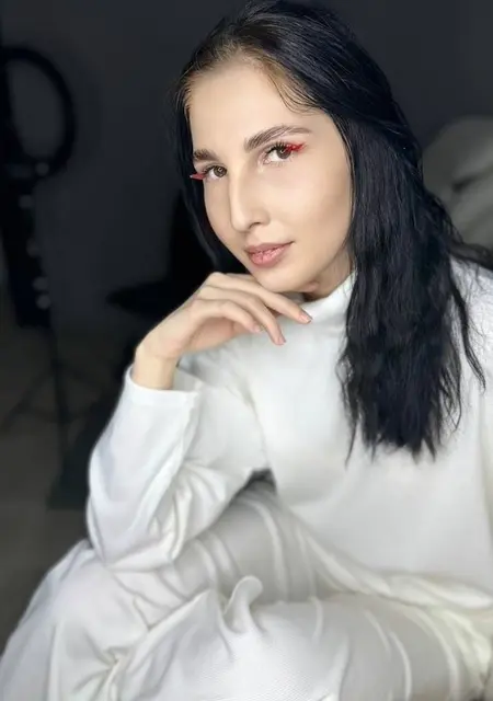 Я Карина, 30, знакомлюсь на одну ночь в Новосибирске