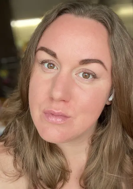 Я Ирина, 36, знакомлюсь для открытые отношения в Санкт-Петербурге