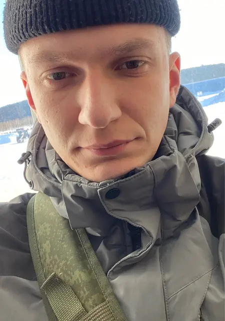 Данил Коляганов из Кандалакши, мне 24, познакомлюсь на одну ночь