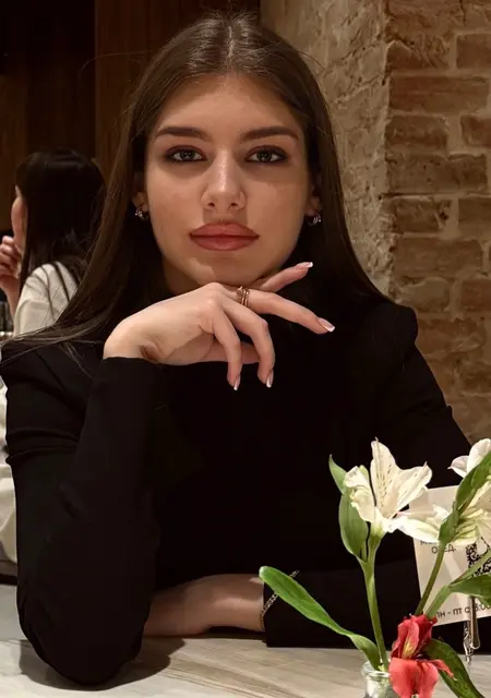 Я Анна, 25, из Уфы, ищу знакомство для общения