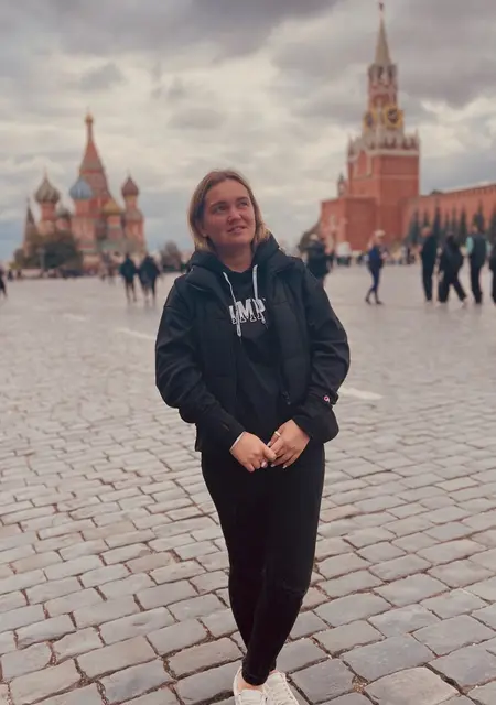 Я Юлия, 27, знакомлюсь без обязательств в Санкт-Петербурге