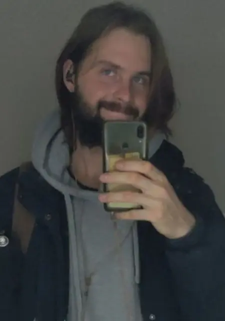 Я Алекс, 28, знакомлюсь без обязательств в Калининграде