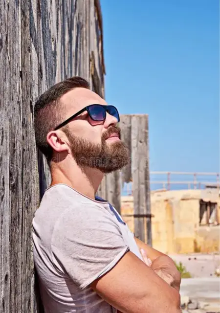 Я Иван, 29, из Арсеньева, ищу знакомство для приятного времяпровождения