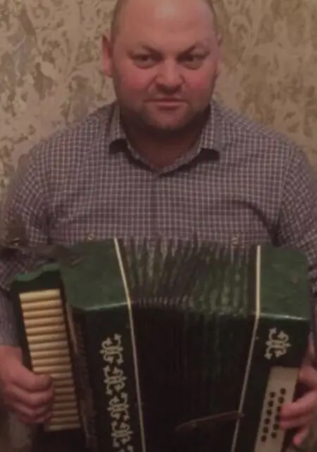 Я Миша, 43, из Ейска, ищу знакомства без обязательств