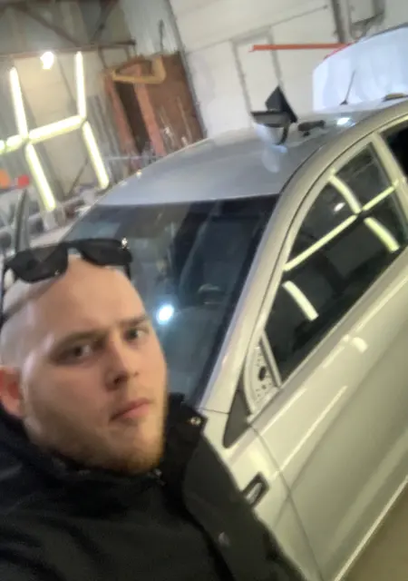 Den из Воткинска, ищу на сайте знакомства без обязательств