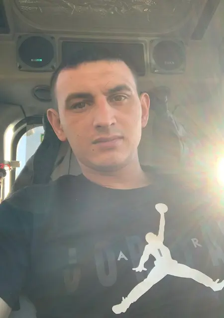 Я Макс, 27, знакомлюсь для общения в Искитиме