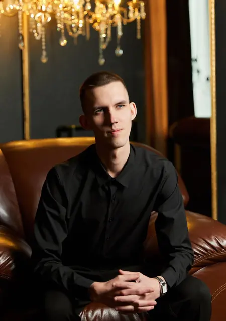 Я Евгений, 24, из Новороссийска, ищу знакомство для постоянных отношений