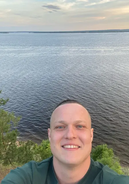 Я Дмитрий, 27, знакомлюсь без обязательств в Чебоксарах