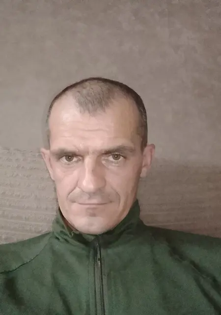 Я Фёдор, 41, знакомлюсь без обязательств в Симферополе