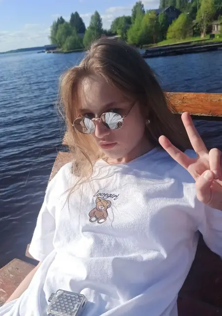 Я Соня, 23, из Твери, ищу знакомство для постоянных отношений
