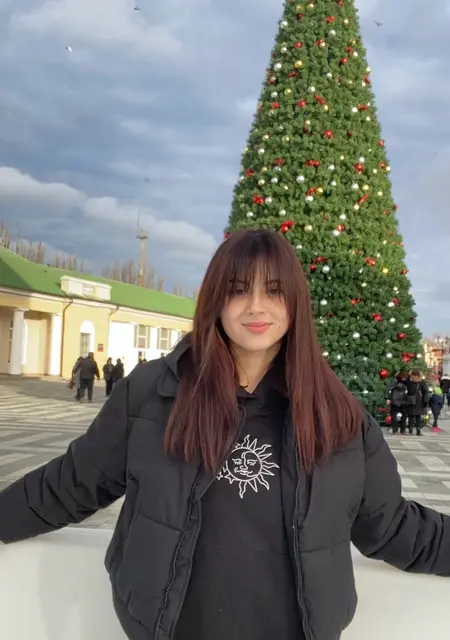 Валерия из Симферополя, ищу на сайте открытые отношения