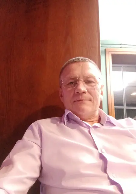 Макс Николаевич из Нижнего Тагила, мне 48, познакомлюсь на одну ночь