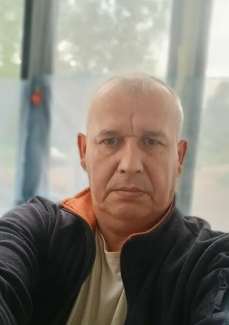 Я Александр, 54, из Твери, ищу знакомство для общения