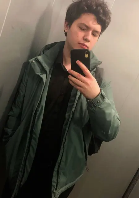 Алексей из Тулы, мне 20, познакомлюсь без обязательств