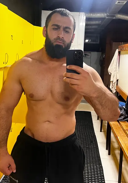 Ибрагим из Кургана, мне 32, познакомлюсь для приятного времяпровождения