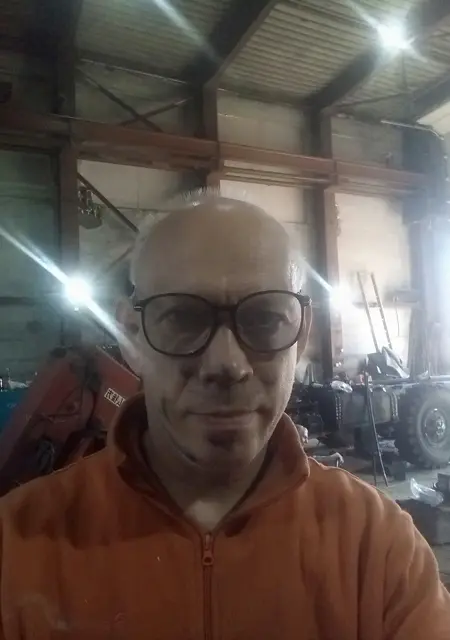 Я Алекс, 50, из Долгопрудного, ищу знакомства на одну ночь