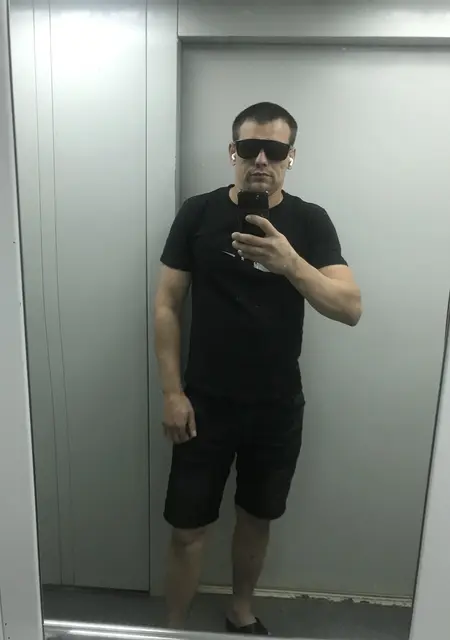 Макс из Пятигорска, мне 29, познакомлюсь для приятного времяпровождения