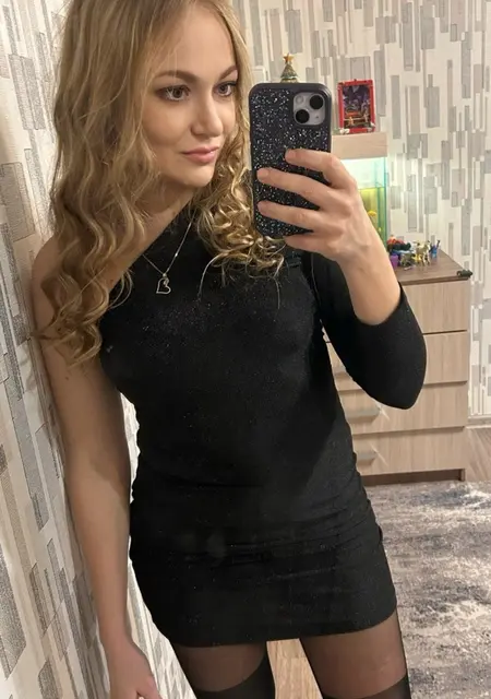 Яна из Барнаула, ищу на сайте знакомства без обязательств