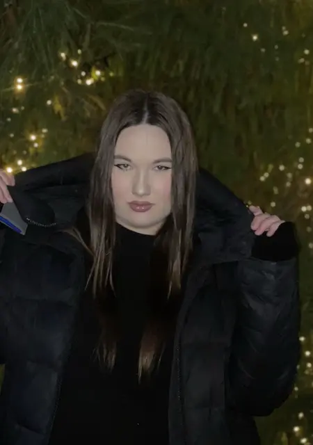 Я Саша, 18, из Калининграда, ищу знакомство для вирта