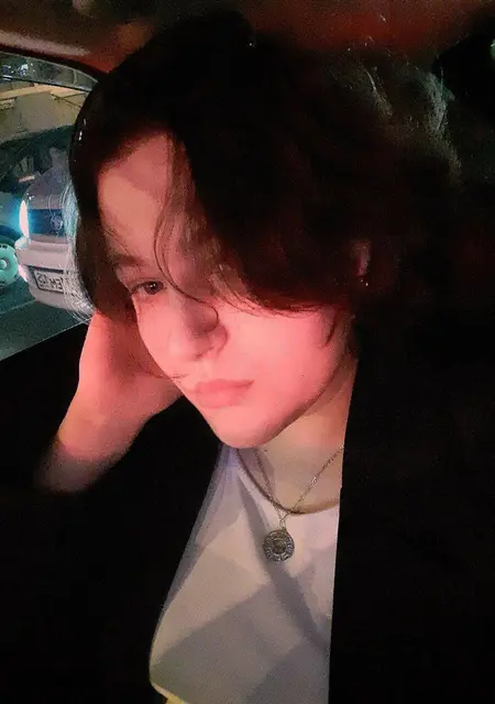 Анастасия из Владивостока, ищу на сайте вирта